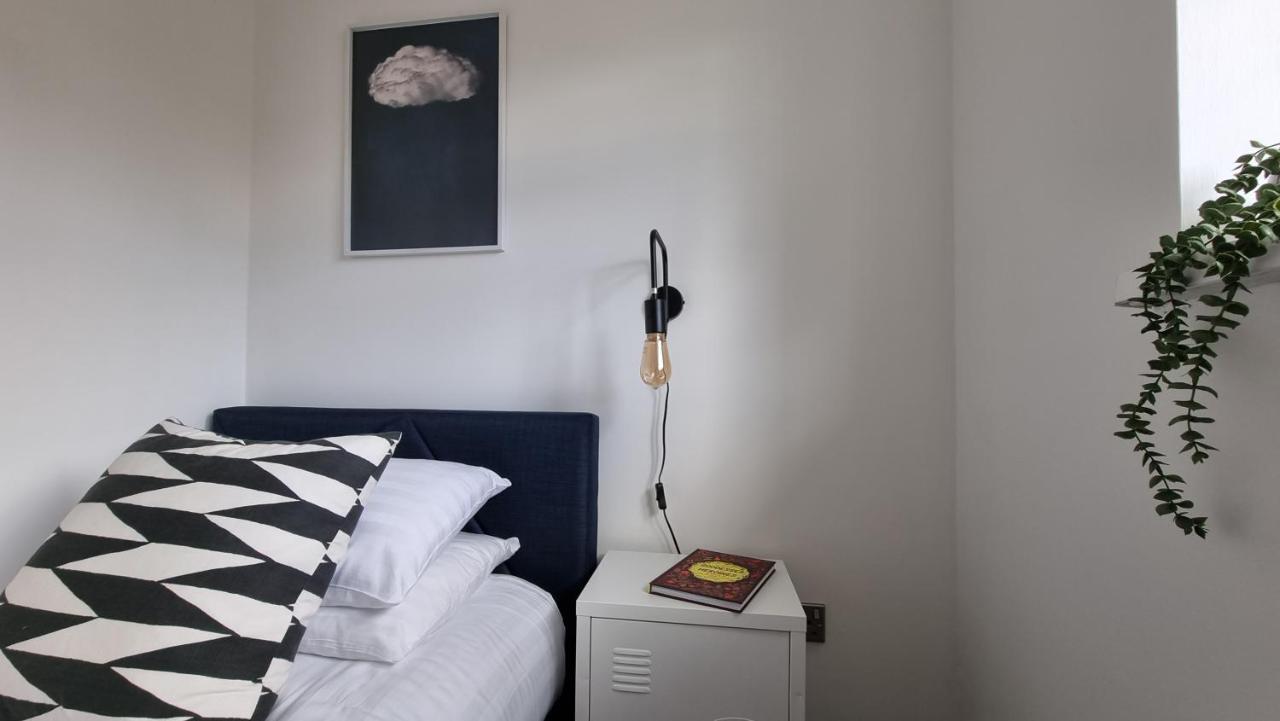 Haxby House By Switchback Stays Cardiff Kültér fotó
